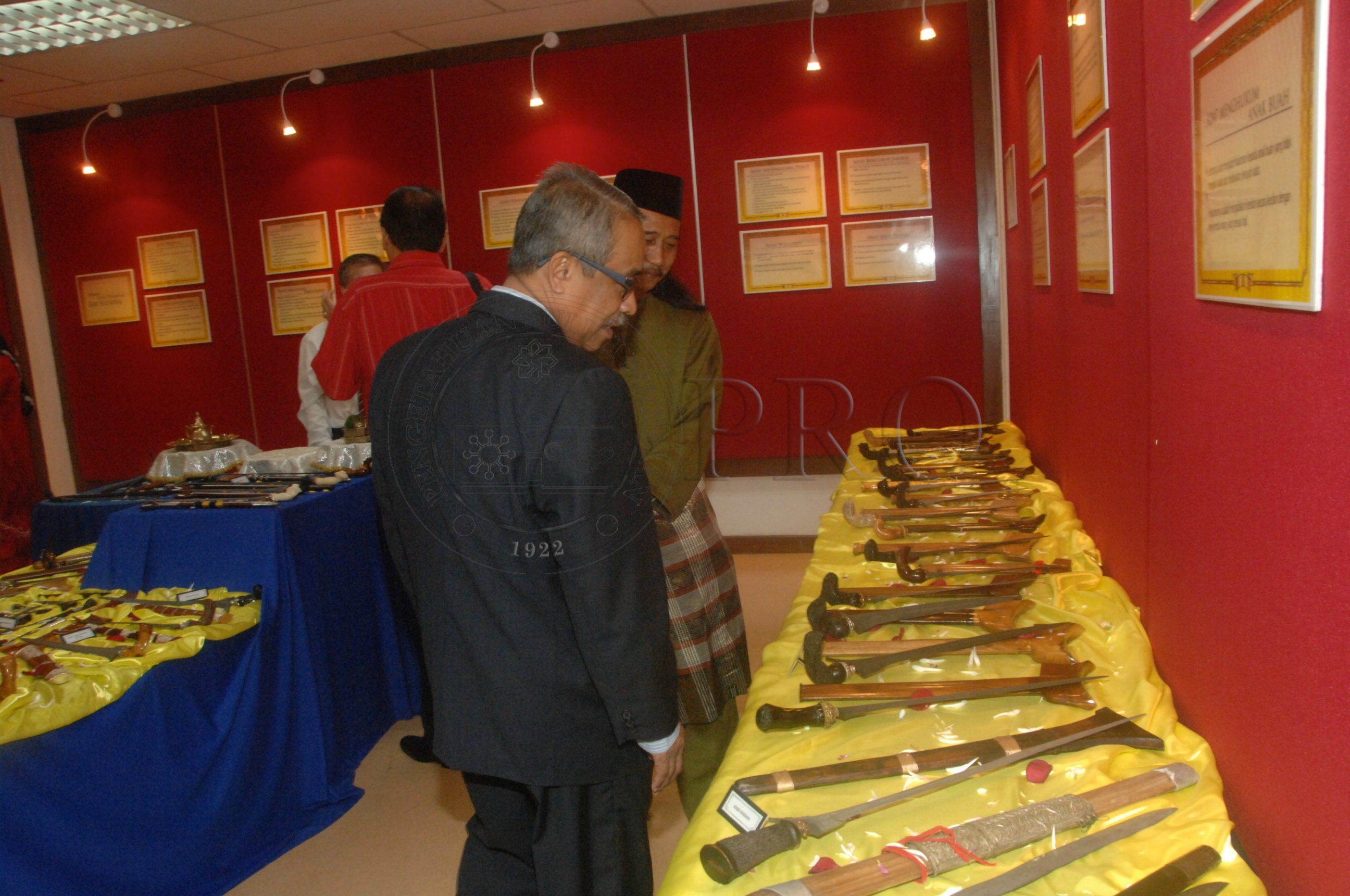 PRO 14 33 WACANA FBA 0010